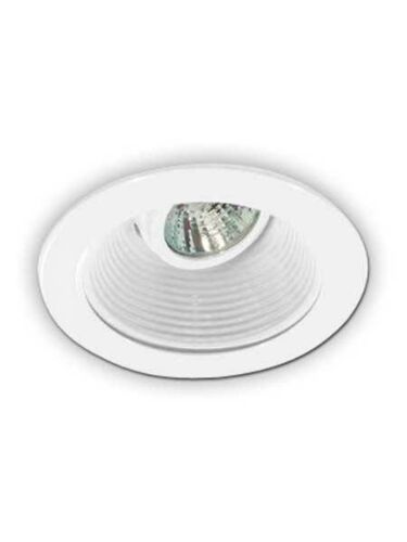 Contrast-Lighting_X4006-01